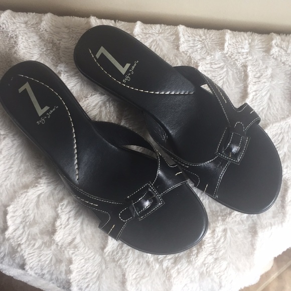 Sergio Zelcer slide sandal. Black. Size 9. Worn 1 - Picture 2 of 8